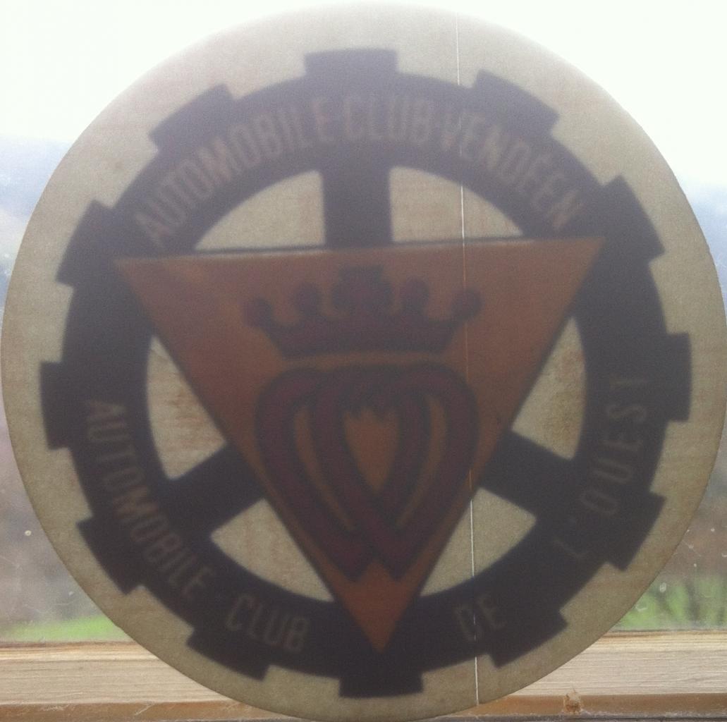 automobile club vendéen et de l'ouest transparent